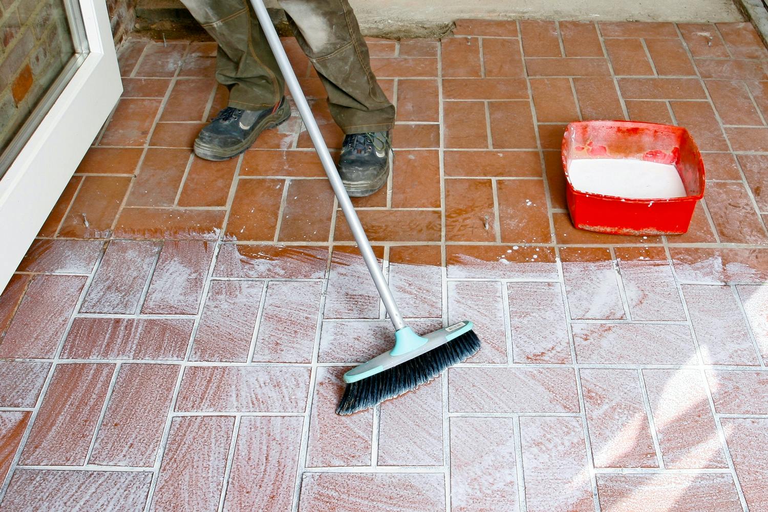 Voiko laatat asentaa entisten päälle?